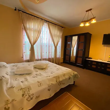 Pensiunea Crocus - Sauna & Billiard Penzion Poiana Brašov