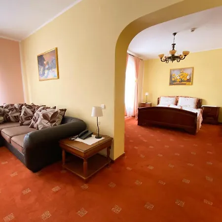 Pensiunea Crocus - Sauna & Billiard 4* Poiana Brašov