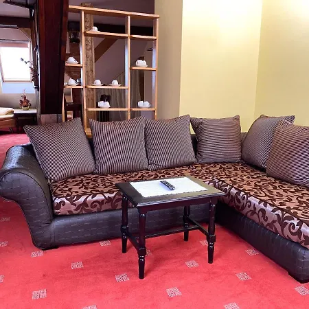 Pensiunea Crocus - Sauna & Billiard Penzion Poiana Brašov